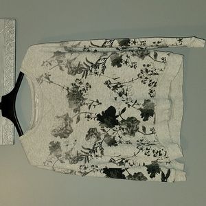 American eagle crew neck sweater